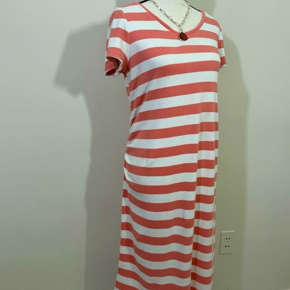 Striped Coral and White maternity V-Neck Dress - Picture 5 of 8